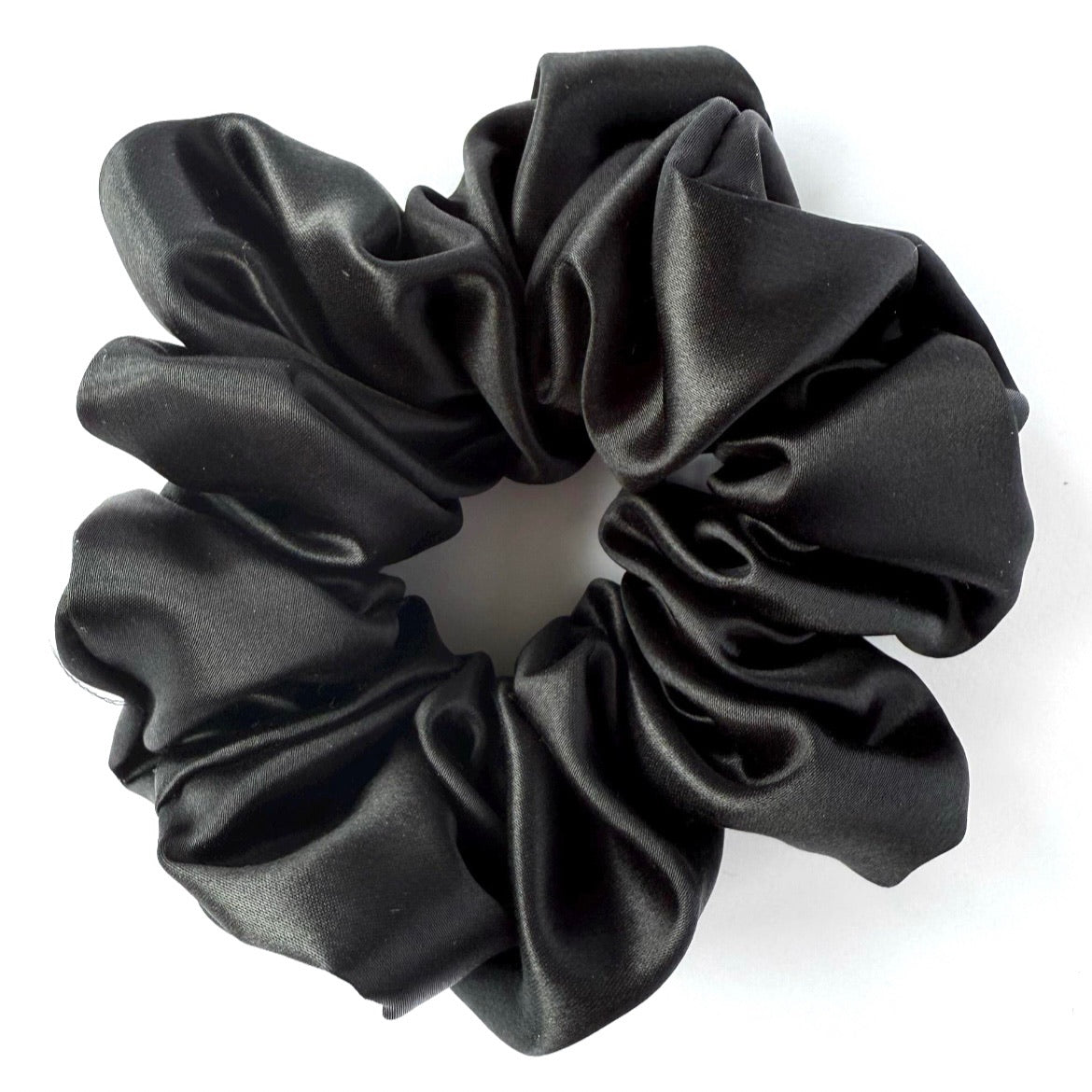 Scrunchie and hair tie trio in smooth and luxurious 22 momme mulberry silk