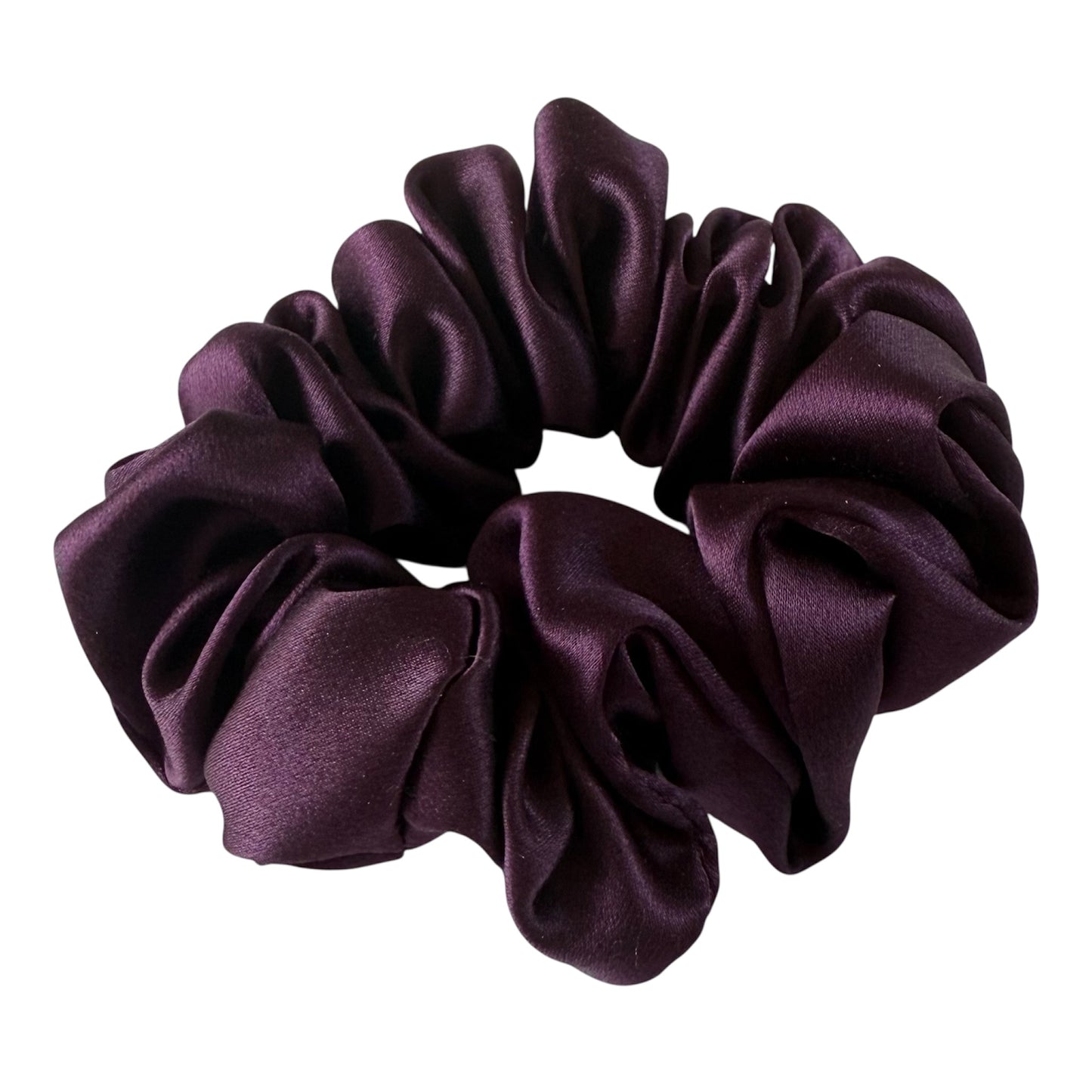 Scrunchies in smooth and luxurious 19 momme mulberry silk