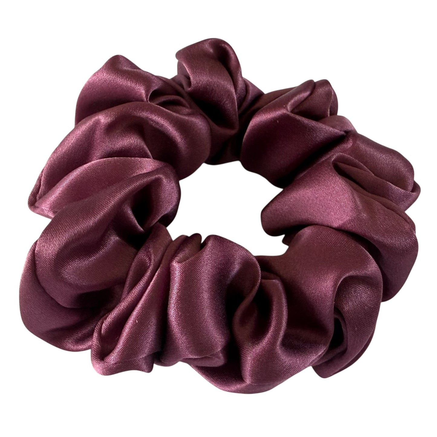Scrunchies in smooth and luxurious 19 momme mulberry silk