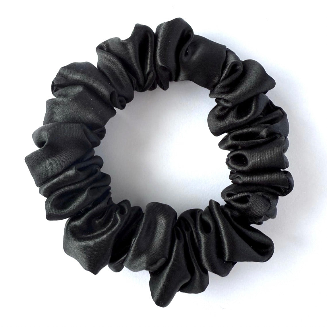 Scrunchie and hair tie trio in smooth and luxurious 22 momme mulberry silk