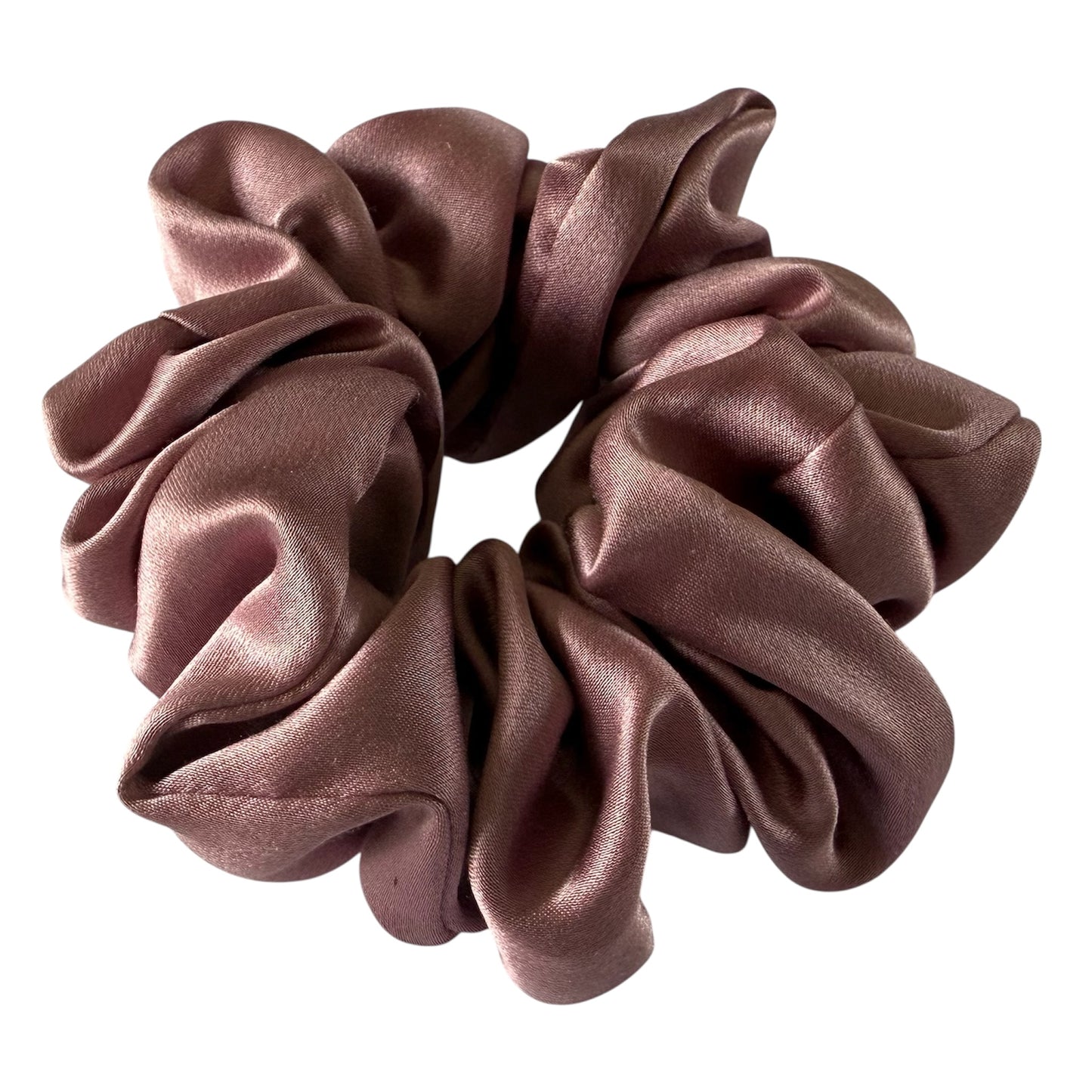 Scrunchies in smooth and luxurious 19 momme mulberry silk
