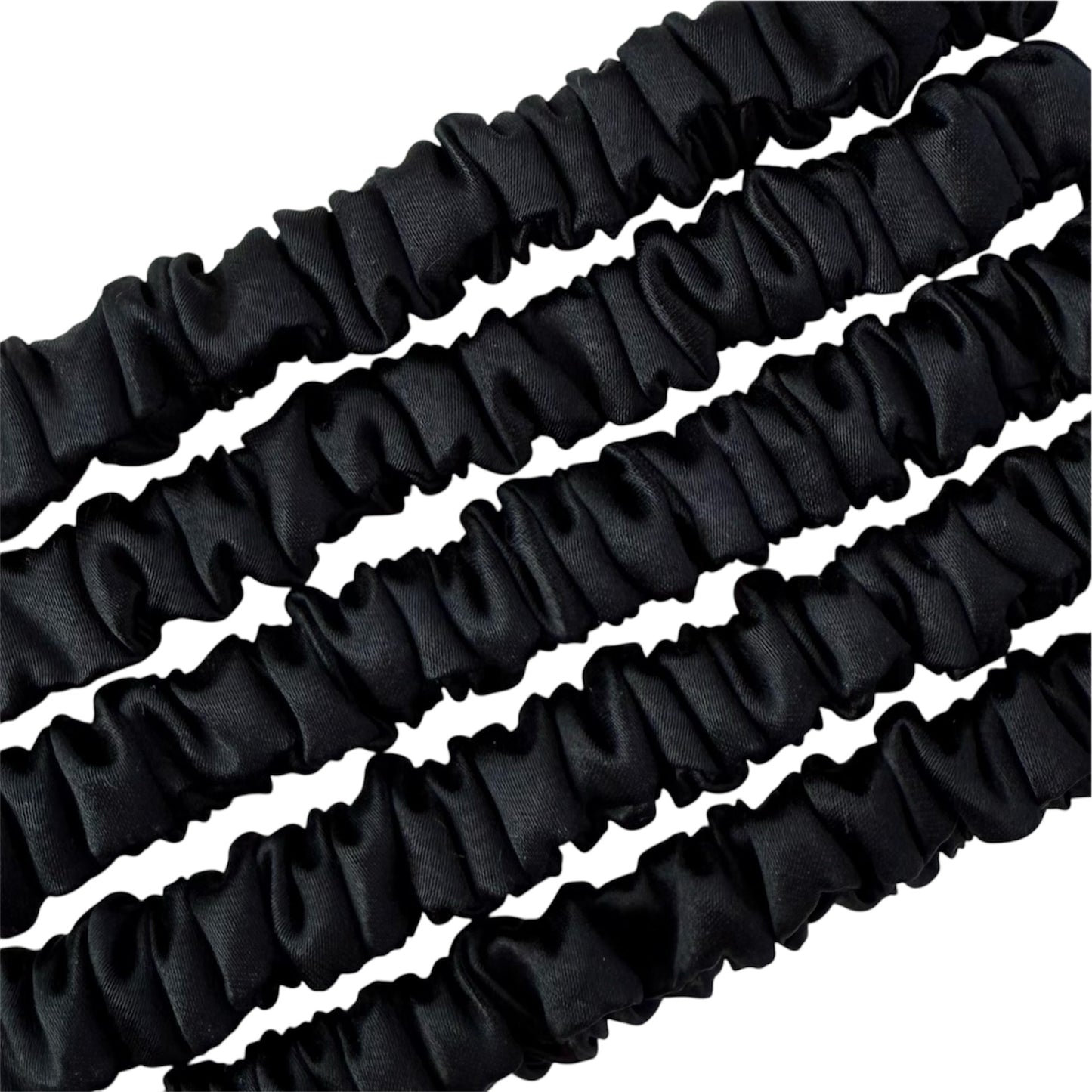 Set of 5 hair ties in smooth and luxurious 22 momme mulberry silk